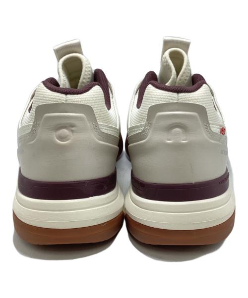 on（オン）On (オン) THE ROGER CLBHS Pro Atmos Ivory | Pearl ベージュ サイズ:SIZE UK9.5の古着・服飾アイテム