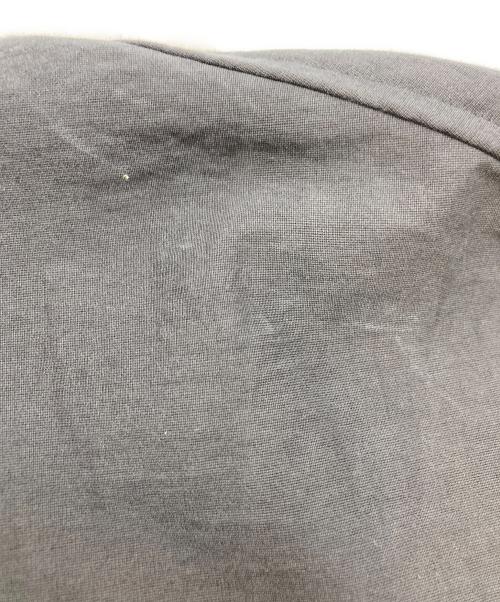 YLEVE（イレーヴ）YLEVE (イレーヴ) Cotton Nylon Washer H/S Shirt グレー サイズ:SIZE 0の古着・服飾アイテム