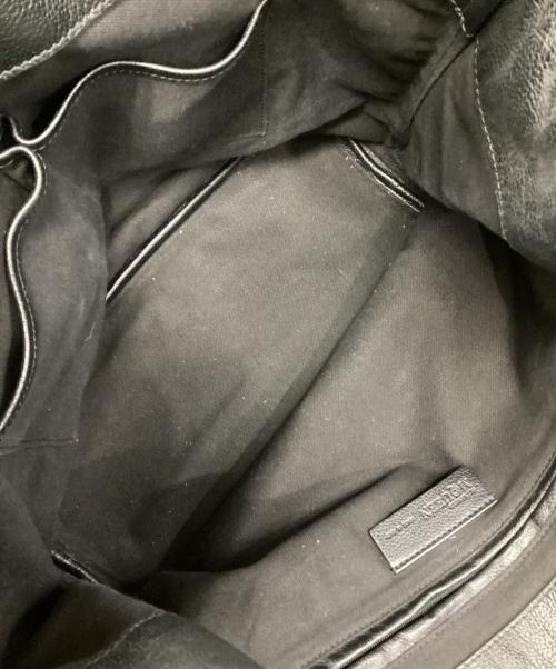 ALEXANDER McQUEEN（アレキサンダーマックイーン）ALEXANDER McQUEEN (アレキサンダーマックイーン) スカルチャームレザートートバッグ ブラックの古着・服飾アイテム