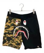 A BATHING APEア ベイシング エイプ）の古着「Shark Sweat Shorts」｜ブラック×カーキ