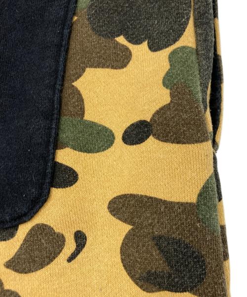 A BATHING APE（ア ベイシング エイプ）A BATHING APE (ア ベイシング エイプ) Shark Sweat Shorts ブラック×カーキ サイズ:SIZE Lの古着・服飾アイテム