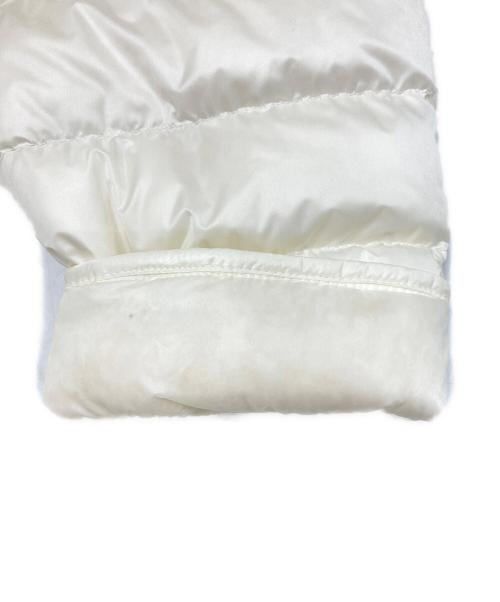 MONCLER（モンクレール）MONCLER (モンクレール) Benamou GIUBBOTTO ホワイト サイズ:SIZE 2の古着・服飾アイテム