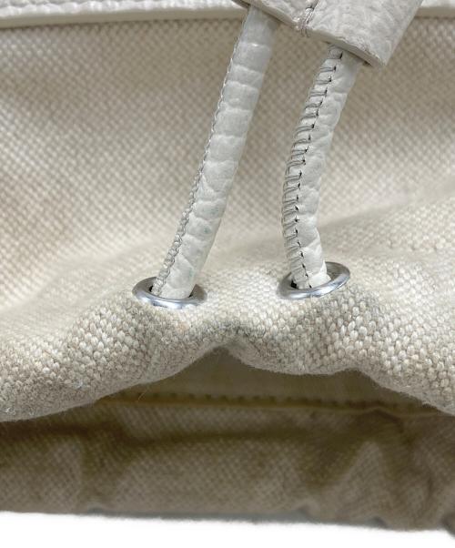 Maison Margiela（メゾンマルジェラ）Maison Margiela (メゾンマルジェラ) 5AC バケットバッグ アイボリー サイズ:実寸サイズをご参照下さい。の古着・服飾アイテム