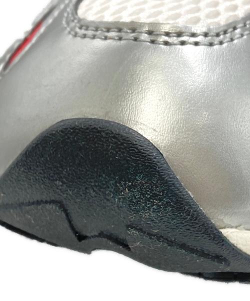 NEW BALANCE（ニューバランス）NEW BALANCE (ニューバランス) thisisneverthat (ディスイズネバーザット) スニーカー シルバー×レッド サイズ:US10の古着・服飾アイテム