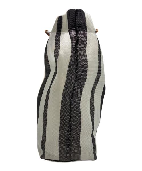 MARNI（マルニ）MARNI (マルニ) フラワーカフェトートバッグ マルチカラーの古着・服飾アイテム