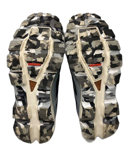 LOEWE（ロエベ）LOEWE (ロエベ) On (オン) Cloudventure Sneakers ネイビー×ベージュ サイズ:SIZE USW9の古着・服飾アイテム