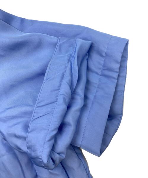 BOTTEGA VENETA（ボッテガベネタ）BOTTEGA VENETA (ボッテガベネタ) Padded Shirt With Print ベージュ サイズ:SIZE 40の古着・服飾アイテム