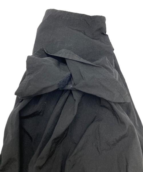 YOKE（ヨーク）YOKE (ヨーク) BIG SNOW PARKA ブラック サイズ:Sの古着・服飾アイテム