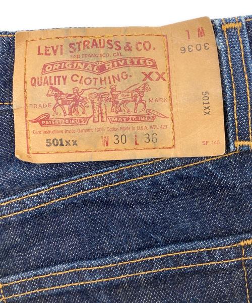 LEVI'S（リーバイス）LEVI'S (リーバイス) 501XXデニムパンツ インディゴ サイズ:SIZE W30の古着・服飾アイテム