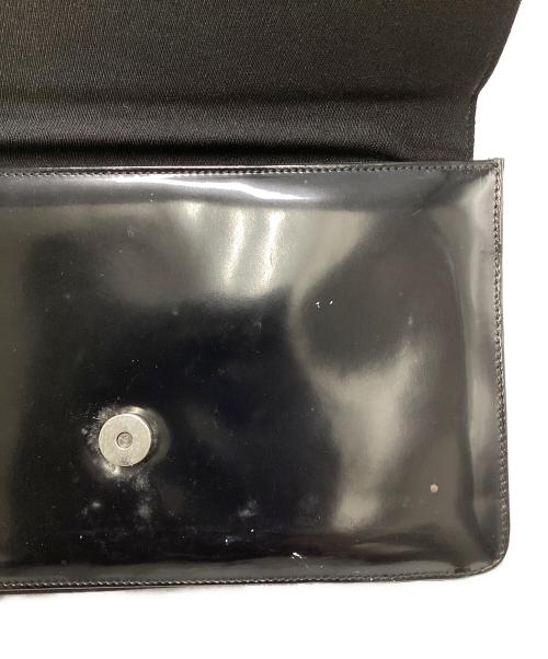 PRADA（プラダ）PRADA (プラダ) ワンショルダーパテントレザーバッグ ブラックの古着・服飾アイテム