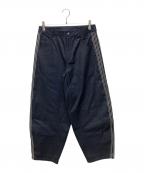 adidasアディダス）の古着「デニムパンツ」