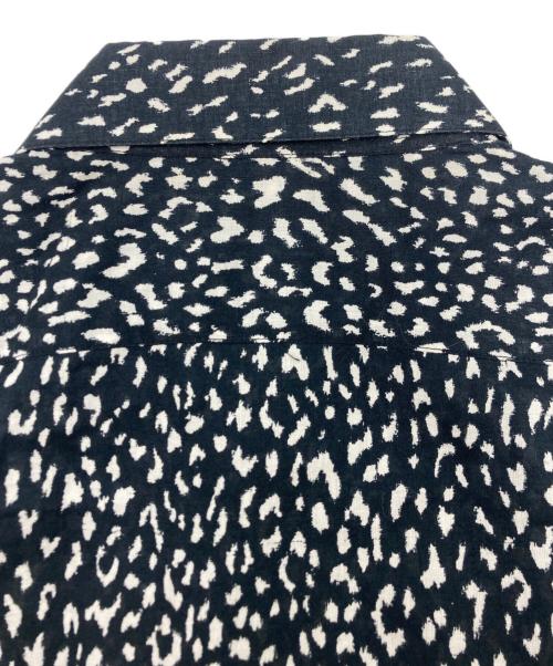 Saint Laurent Paris（サンローランパリ）Saint Laurent Paris (サンローランパリ) 総柄シャツ ブラック サイズ:SIZE 37の古着・服飾アイテム