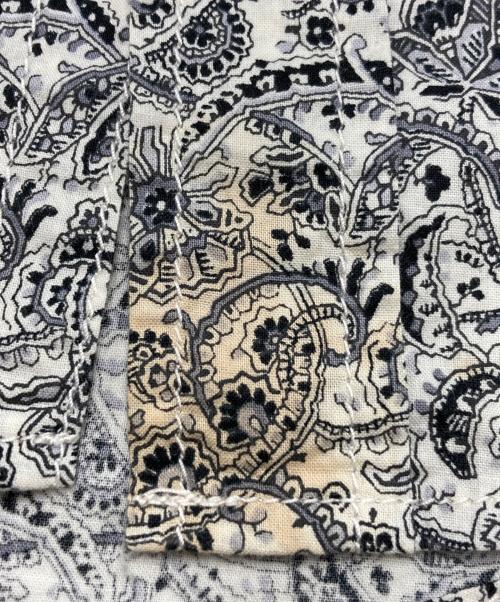 Saint Laurent Paris（サンローランパリ）Saint Laurent Paris (サンローランパリ) ペイズリー柄ウエスタンシャツ ホワイト×ブラック サイズ:SIZE XSの古着・服飾アイテム