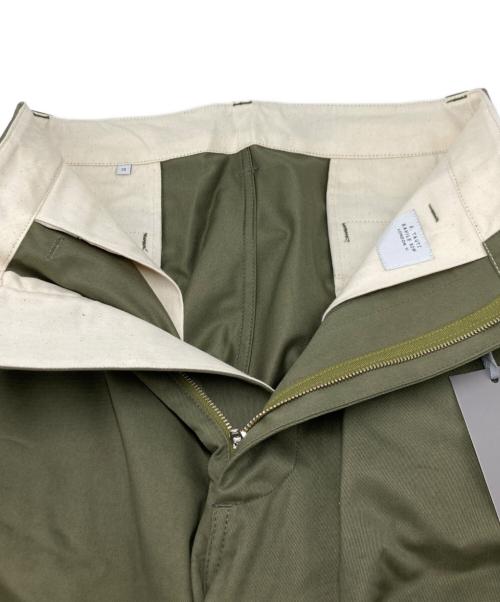 E.TAUTZ（イートーツ）E.TAUTZ (イートーツ) ARMY GREEN FIELD TROUSERS グリーン サイズ:SIZE 30の古着・服飾アイテム