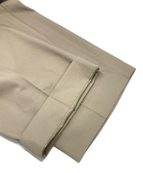 MARKAWARE（マーカウェア）MARKAWARE (マーカウェア) Classic Fit Double Pleated Trousers ベージュ サイズ:SIZE 1の古着・服飾アイテム