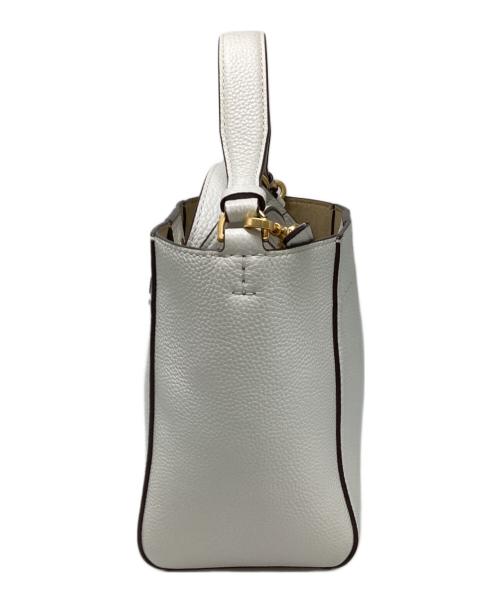 TORY BURCH（トリーバーチ）TORY BURCH (トリーバーチ) マックグロー スモール バケットバッグ ホワイト サイズ:実寸サイズをご参照下さい。の古着・服飾アイテム