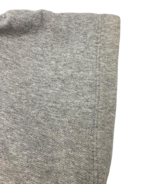 PLAY COMME des GARCONS（プレイコムデギャルソン）PLAY COMME des GARCONS (プレイコムデギャルソン) ハートロゴジップパーカー グレー サイズ:SIZE XLの古着・服飾アイテム