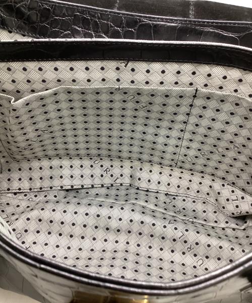 FURLA（フルラ）FURLA (フルラ) 型押しハンドバッグ ブラックの古着・服飾アイテム