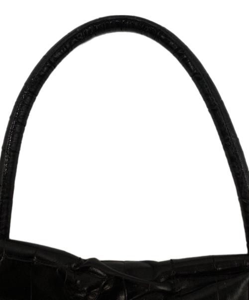 FURLA（フルラ）FURLA (フルラ) 型押しハンドバッグ ブラックの古着・服飾アイテム