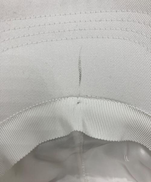 WE11DONE（ウェルダン）WE11DONE (ウェルダン) ロゴ刺繍キャップ ホワイト サイズ:Freeの古着・服飾アイテム