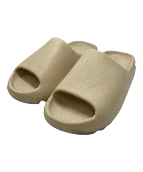 adidas（アディダス）adidas (アディダス) YEEZY SLIDE ベージュ サイズ:US 9の古着・服飾アイテム