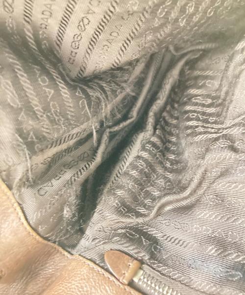 PRADA（プラダ）PRADA (プラダ) 2WAYグラデーションショルダーバッグ ブラウン サイズ:不明の古着・服飾アイテム