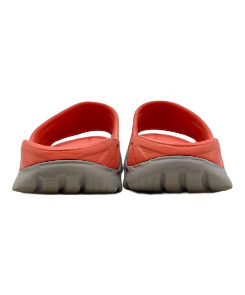 HOKAONEONE（ホカオネオネ）HOKAONEONE (ホカオネオネ) RECOVERY SLIDE レッド サイズ:9の古着・服飾アイテム