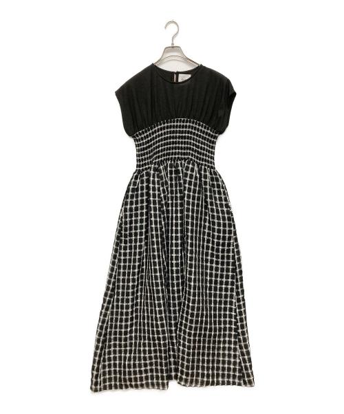 ear PAPILLONNER（イアパピヨネ）ear PAPILLONNER (イアパピヨネ) マキシ丈 シャーリングチェックロングワンピース ブラック×ホワイト サイズ:SIZE Freeの古着・服飾アイテム