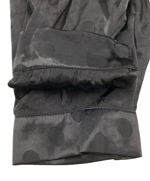 SUM1 STYLE（スミスタイル）SUM1 STYLE (スミスタイル) ドット ランダムプリーツ ブラック サイズ:SIZE Freeの古着・服飾アイテム