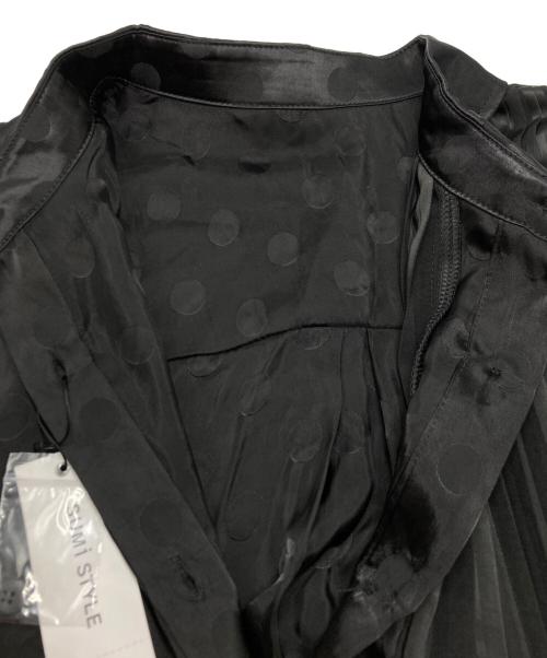 SUM1 STYLE（スミスタイル）SUM1 STYLE (スミスタイル) ドット ランダムプリーツ ブラック サイズ:SIZE Freeの古着・服飾アイテム