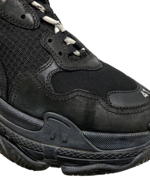 BALENCIAGA（バレンシアガ）BALENCIAGA (バレンシアガ) TRIPLE S ブラック サイズ:SIZE 41の古着・服飾アイテム