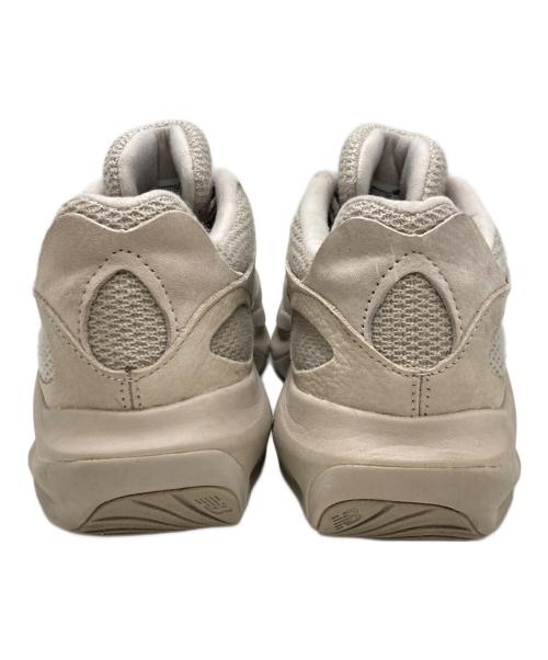 NEW BALANCE（ニューバランス）NEW BALANCE (ニューバランス) スニーカー ベージュ サイズ:SIZE US9の古着・服飾アイテム