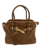 MIU MIUミュウミュウ）の古着「トリック レザー バッグチャーム」｜ブラウン