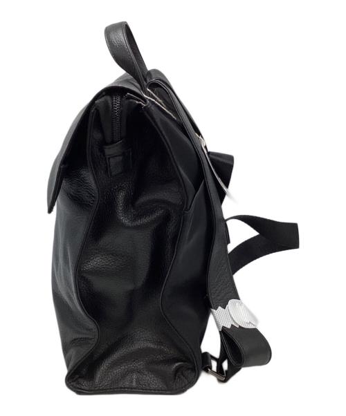 ear PAPILLONNER（イアパピヨネ）ear PAPILLONNER (イアパピヨネ) スクエアレザーリュック ブラック サイズ:freeの古着・服飾アイテム