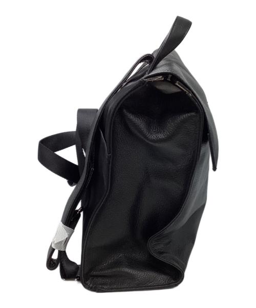 ear PAPILLONNER（イアパピヨネ）ear PAPILLONNER (イアパピヨネ) スクエアレザーリュック ブラック サイズ:freeの古着・服飾アイテム
