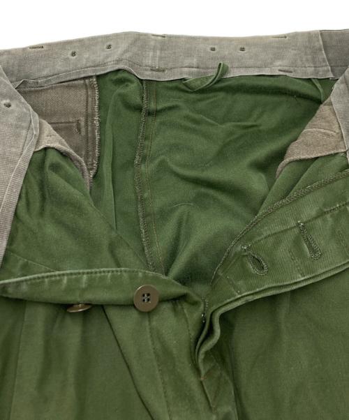 Swedish Army（スウェーデン軍）SWEDISH ARMY (スウェーデン軍) M59ミリタリーカーゴパンツ カーキ サイズ:SIZE C150の古着・服飾アイテム