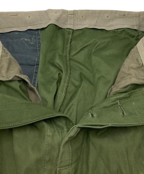 Swedish Army（スウェーデン軍）SWEDISH ARMY (スウェーデン軍) M-69ミリタリーカーゴパンツ カーキ サイズ:SIZE C150の古着・服飾アイテム
