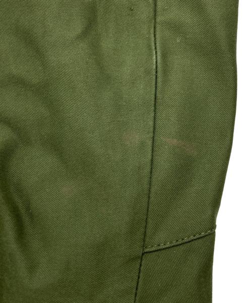 Swedish Army（スウェーデン軍）SWEDISH ARMY (スウェーデン軍) M-69ミリタリーカーゴパンツ カーキ サイズ:SIZE C150の古着・服飾アイテム