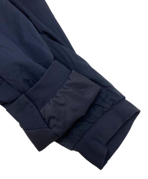 ARC'TERYX（アークテリクス）ARC'TERYX (アークテリクス) ATOM HOODY Women's Softshell jacket ネイビー サイズ:SIZE Sの古着・服飾アイテム