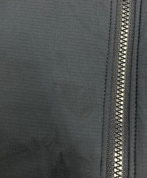 ARC'TERYX（アークテリクス）ARC'TERYX (アークテリクス) ATOM HOODY Women's Softshell jacket ネイビー サイズ:SIZE Sの古着・服飾アイテム