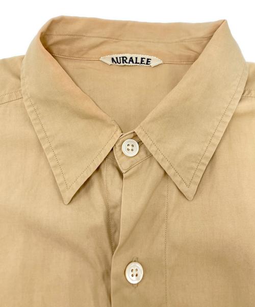 AURALEE（オーラリー）AURALEE (オーラリー) WASHED FINX TWILL BIG SHIRTS ベージュ サイズ:SIZE 4の古着・服飾アイテム