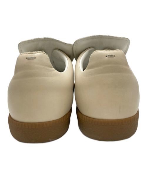 Maison Margiela 22（メゾンマルジェラ）Maison Margiela 22 (メゾンマルジェラ 22) スニーカー アイボリー サイズ:SIZE 42の古着・服飾アイテム