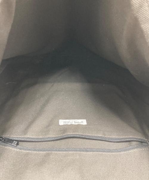 HOMME PLISSE ISSEY MIYAKE（オム プリッセ イッセイ ミヤケ）HOMME PLISSE ISSEY MIYAKE (オム プリッセ イッセイ ミヤケ) ロナンブルレック トートバッグ ベージュ サイズ:不明の古着・服飾アイテム