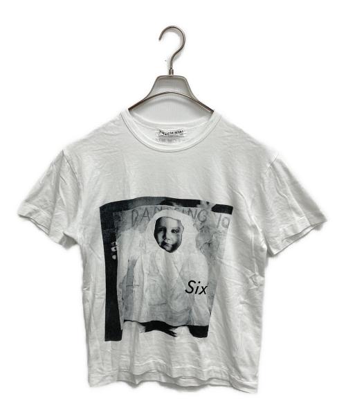 COMME des GARCONS（コムデギャルソン）COMME des GARCONS (コムデギャルソン) TRADING MUSEUM Tシャツ ホワイト サイズ:SIZE Lの古着・服飾アイテム