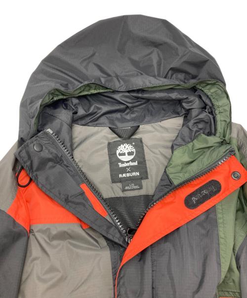 Timberland（ティンバーランド）Timberland (ティンバーランド) Christopher Raeburn (クリストファーレイバーン) RAVINE PATCHWORK MOUNTAIN JACKET ブラック×カーキ サイズ:SIZE Lの古着・服飾アイテム