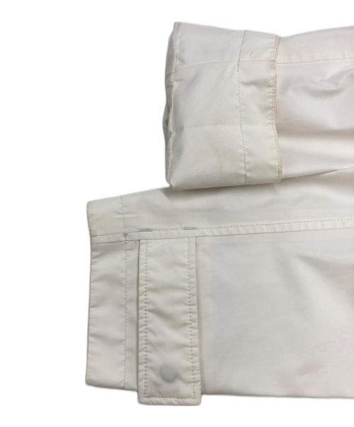 AIGLE（エーグル）AIGLE (エーグル) 2レイヤーフーデッドジャケット ホワイト サイズ:SIZE 40の古着・服飾アイテム