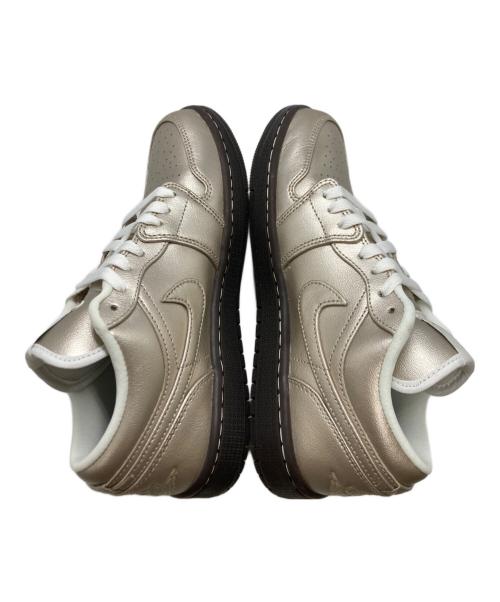 NIKE（ナイキ）NIKE (ナイキ) Air Jordan 1 Low SE シルバー サイズ:SIZE US8の古着・服飾アイテム