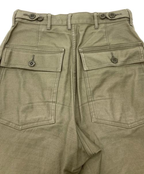 HYKE（ハイク）HYKE (ハイク) BACK SATIN BAKER PANTS カーキ サイズ:SIZE1の古着・服飾アイテム