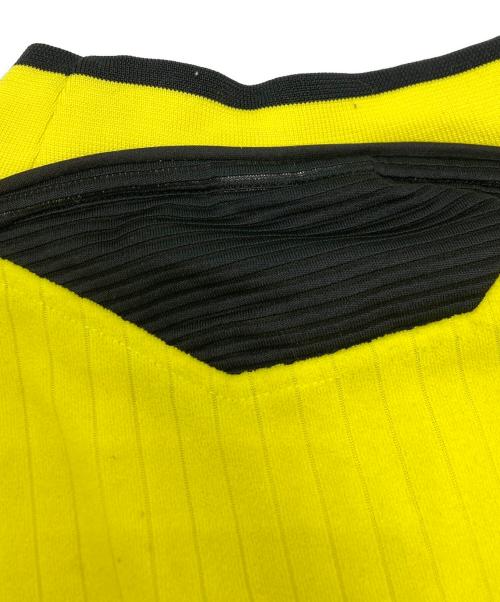 UMBRO（アンブロ）UMBRO (アンブロ) Manchester Unitedゲームシャツ イエロー サイズ:SIZE Lの古着・服飾アイテム