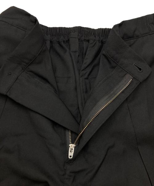 NOT CONVENTIONAL（ノットコンベンショナル）NOT CONVENTIONAL (ノットコンベンショナル) 装飾クロップドパンツ ブラック サイズ:SIZE Freeの古着・服飾アイテム